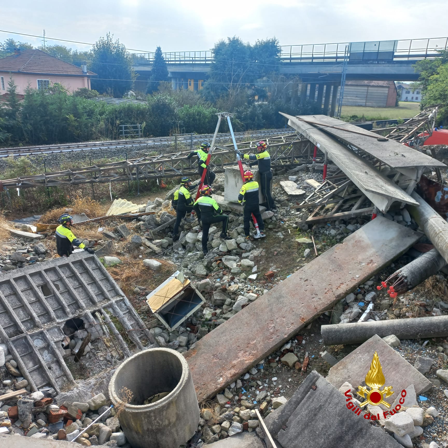 USAR (2).jpeg USAR - Urban Search and Rescue