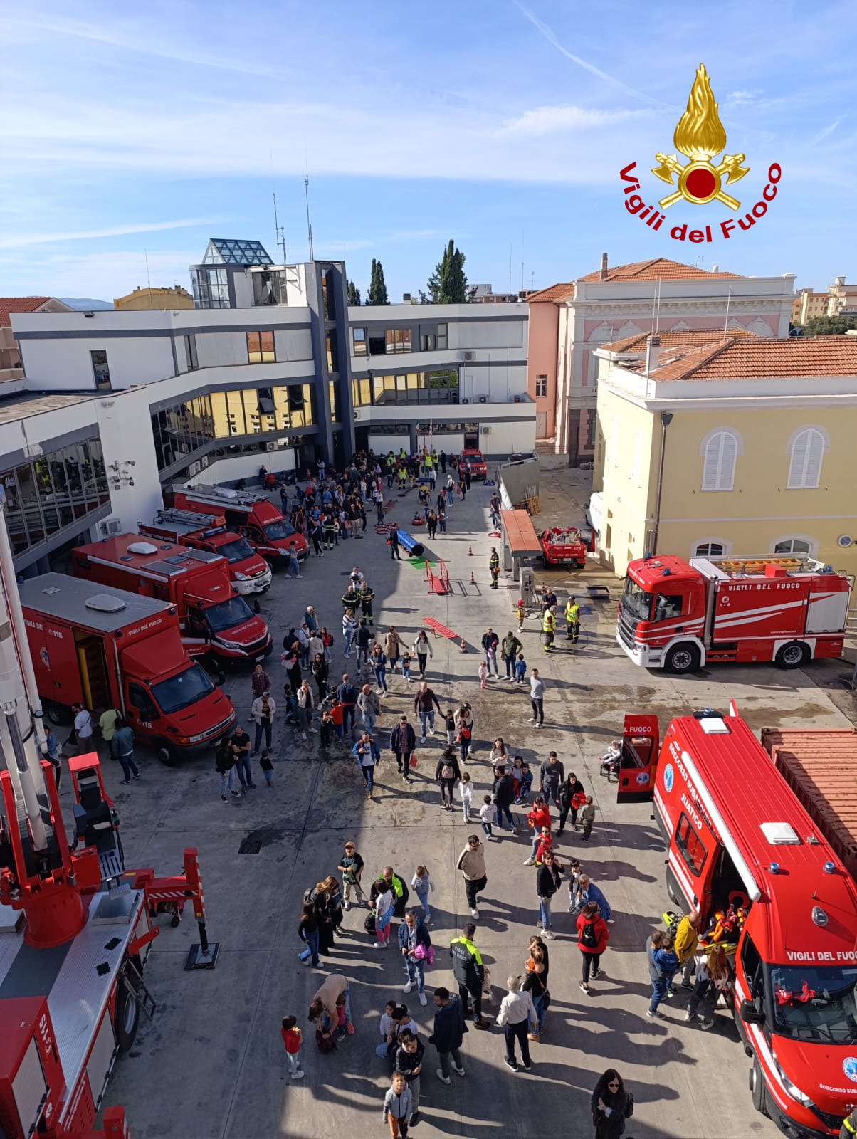 Pompieropoli - Oltre 500 bambini e ragazzi visitano il Comando provinciale dei Vigili del Fuoco