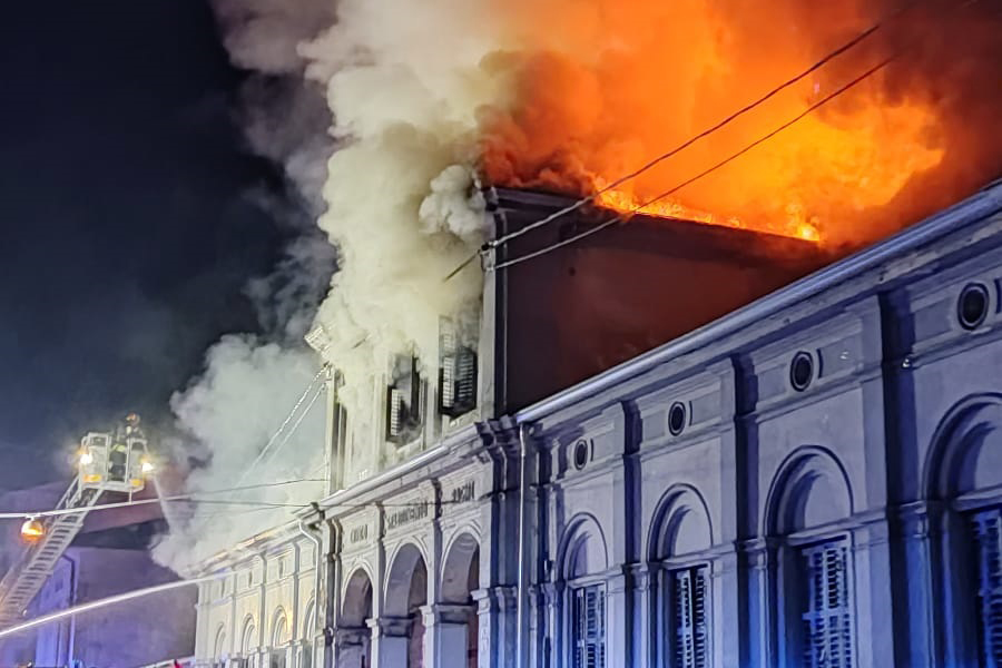 incendio ex bagni pubblici