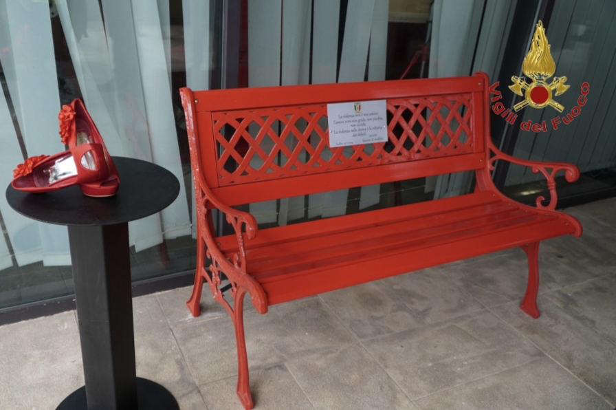 Panchina Rossa.