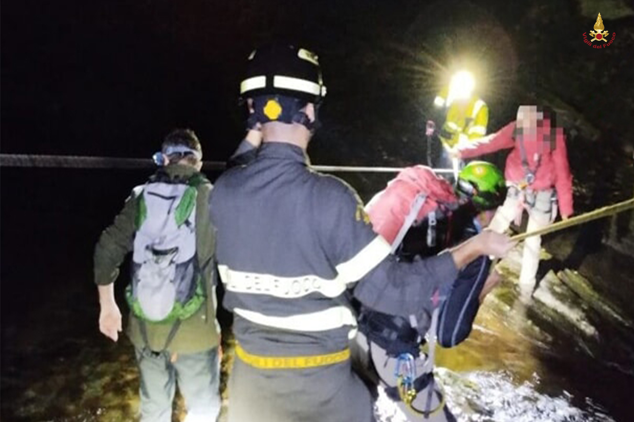 Persona dispersa in zona impervia a Calasca Castiglione