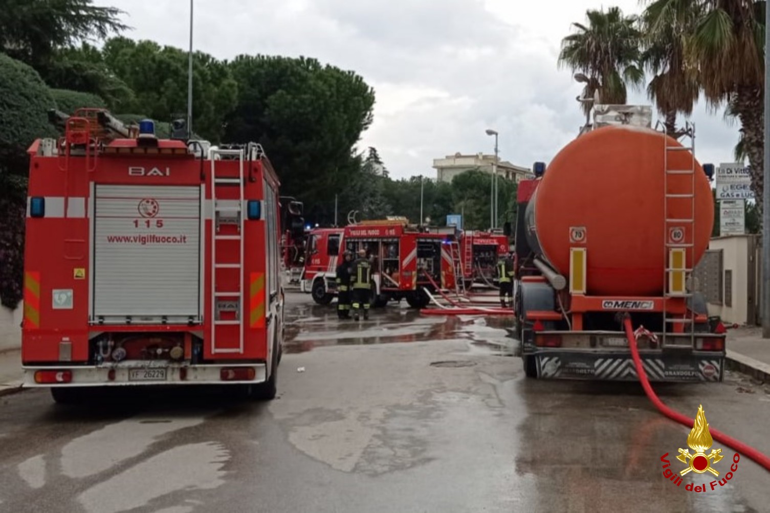 Alcuni mezzi di soccorso