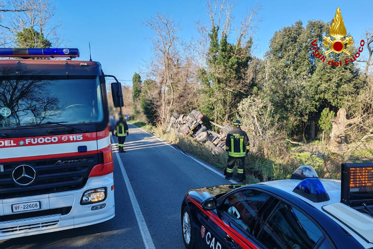 photo_1_2025-02-04_15-46-45.jpg incidente stradale