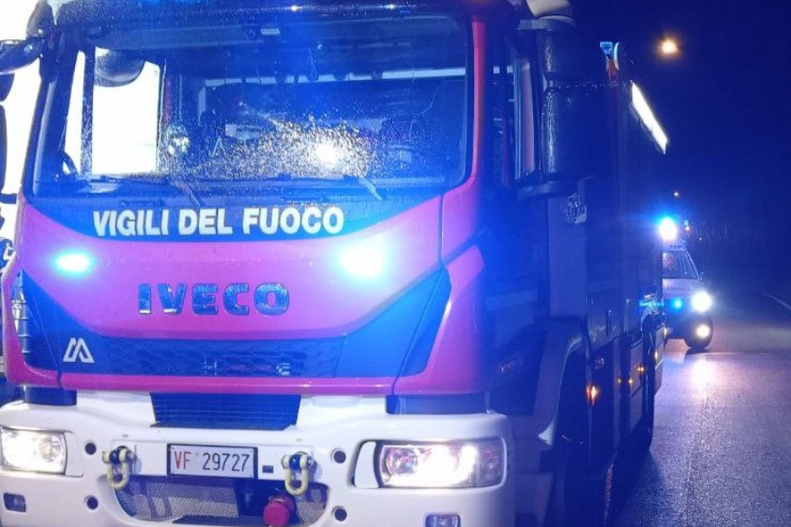 Incendio roulotte Incendio roulotte