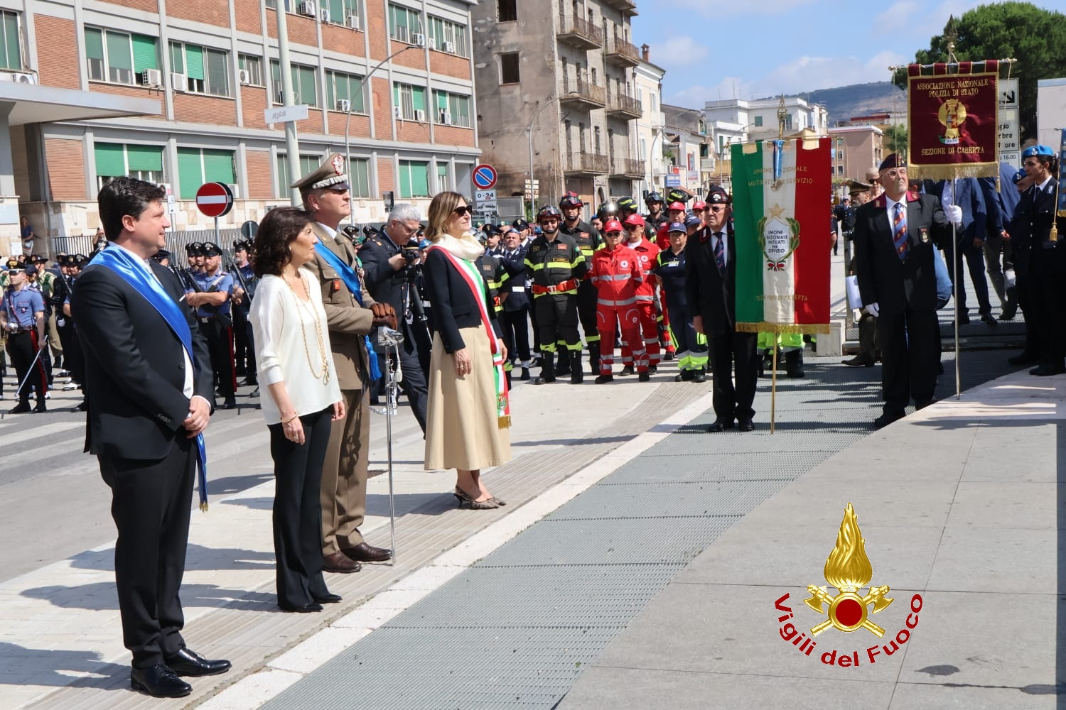 F sta della Repubblica Foto1