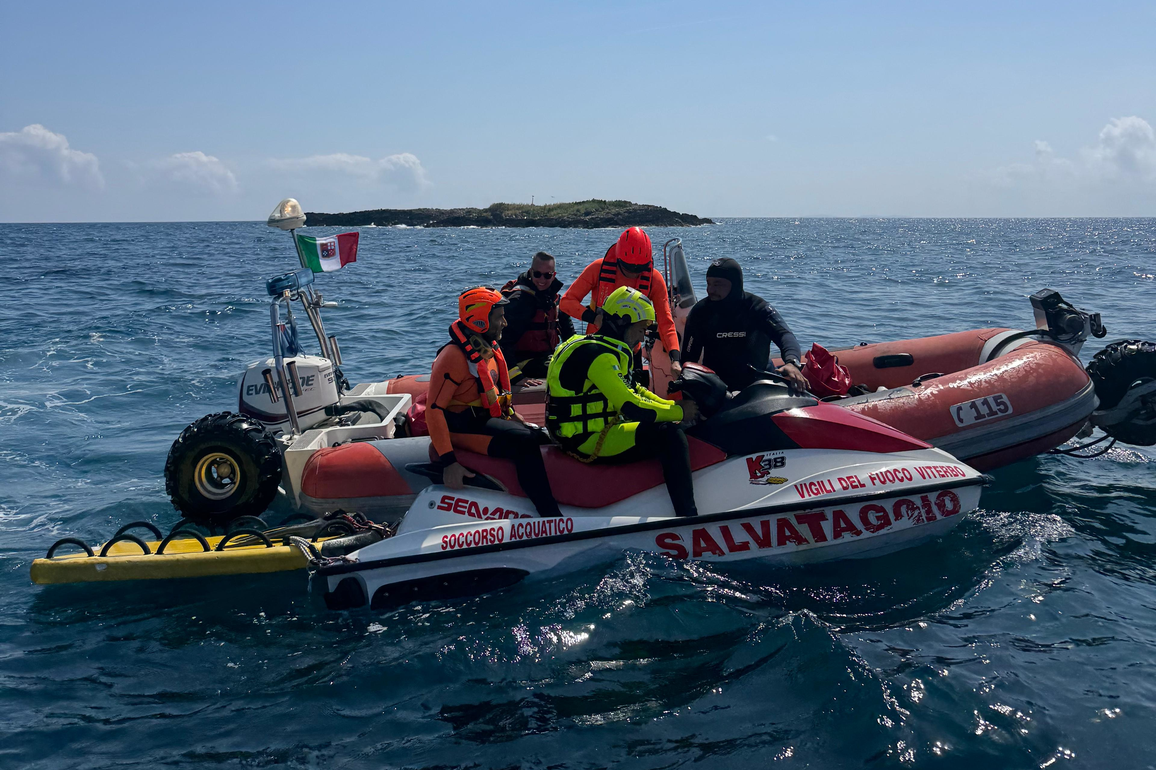 soccorritori acquatici viterbo al lago di bolsena