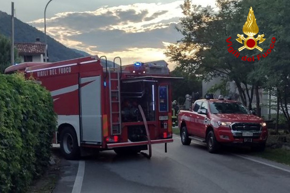 Incendio automezzi Incendio automezzi