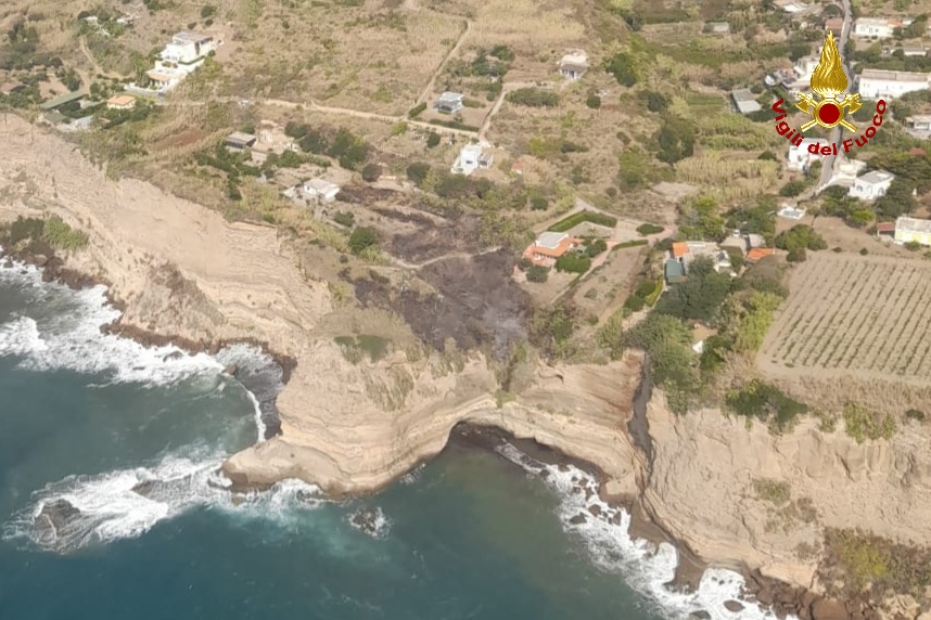 Incendio Ventotene