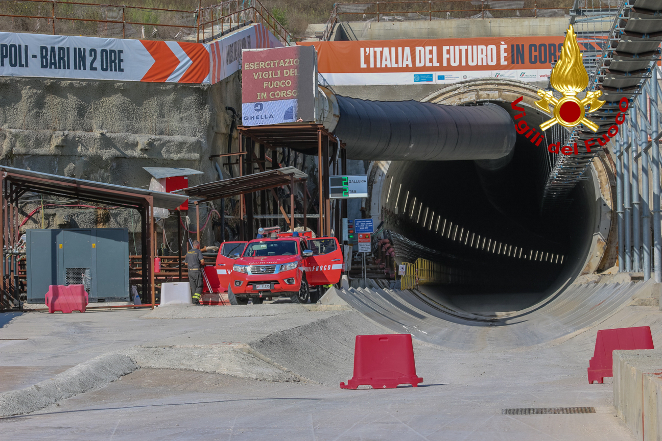 L'esercitazione dei vigili del fuoco e la sfida del soccorso nella Tunnel Boring Machine
