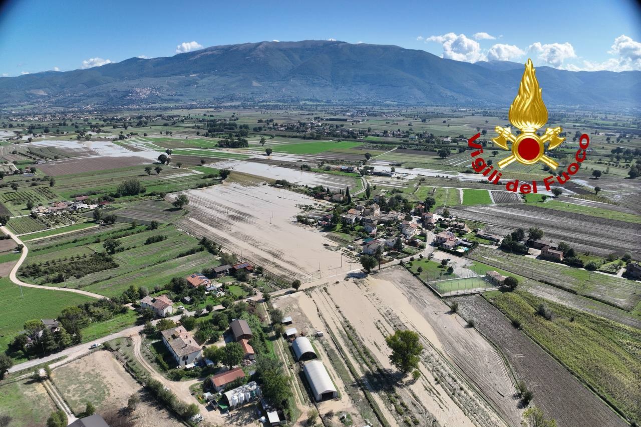 Esondazione torrente zona comune Trevi