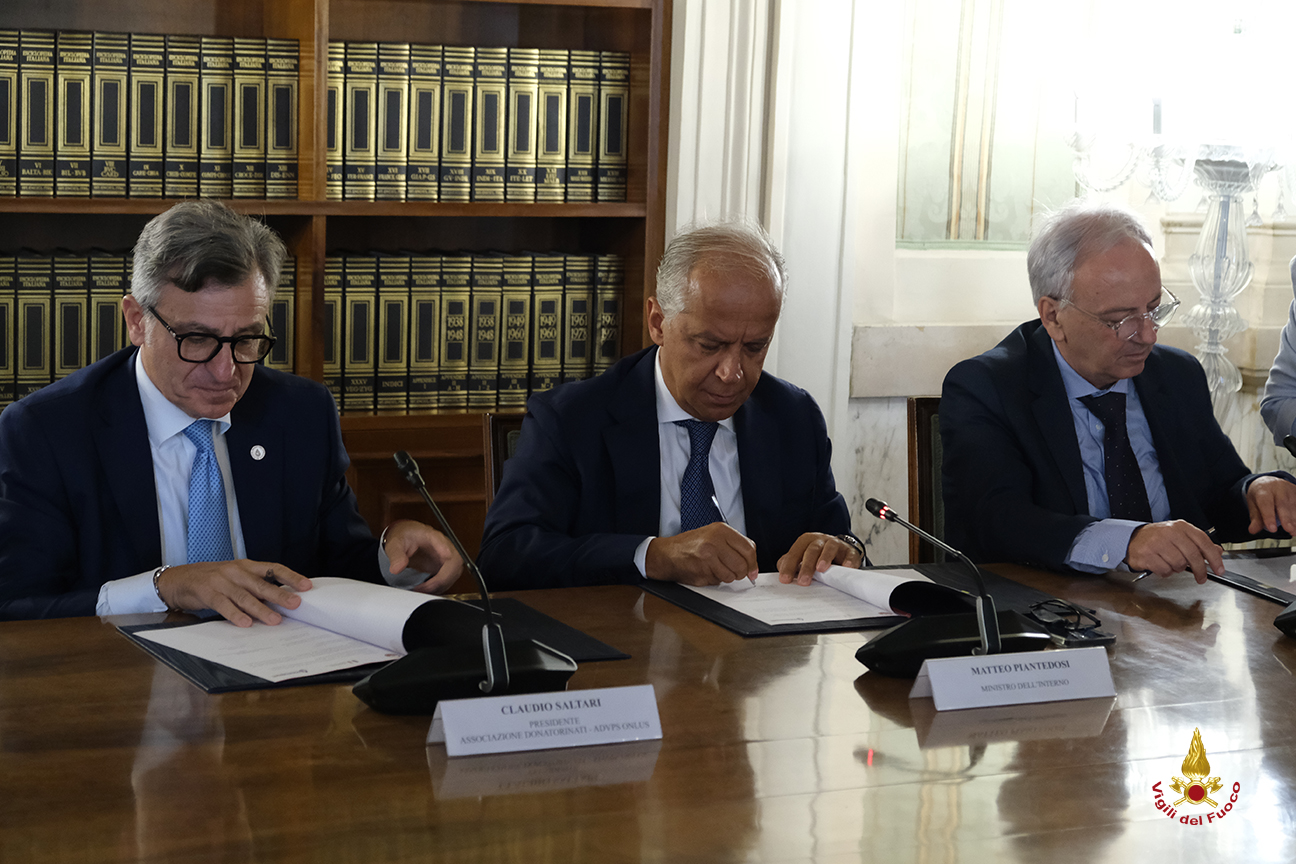 da sinistra, saltari, piantedosi, visconti