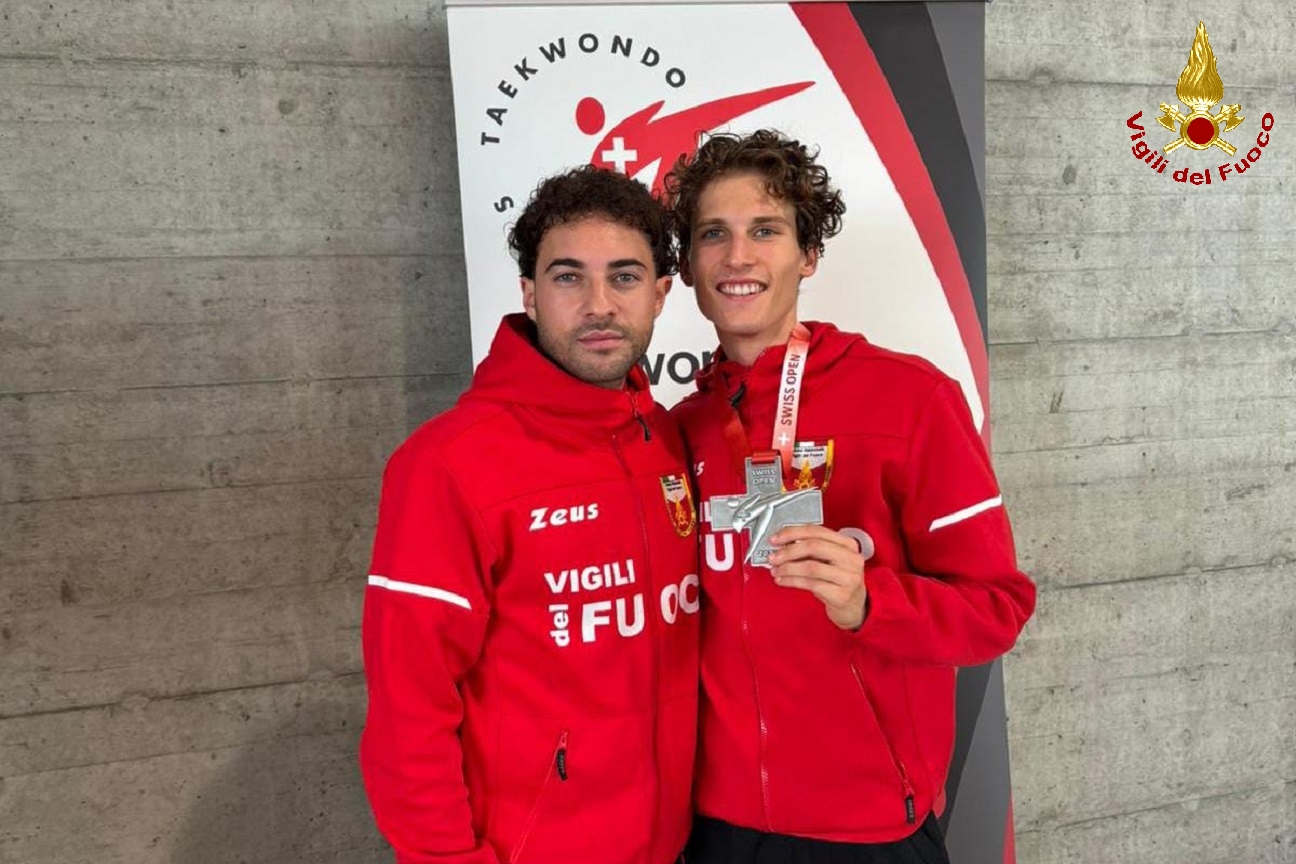 Andrea Conti accompagnato dal tecnico Antonio Flecca