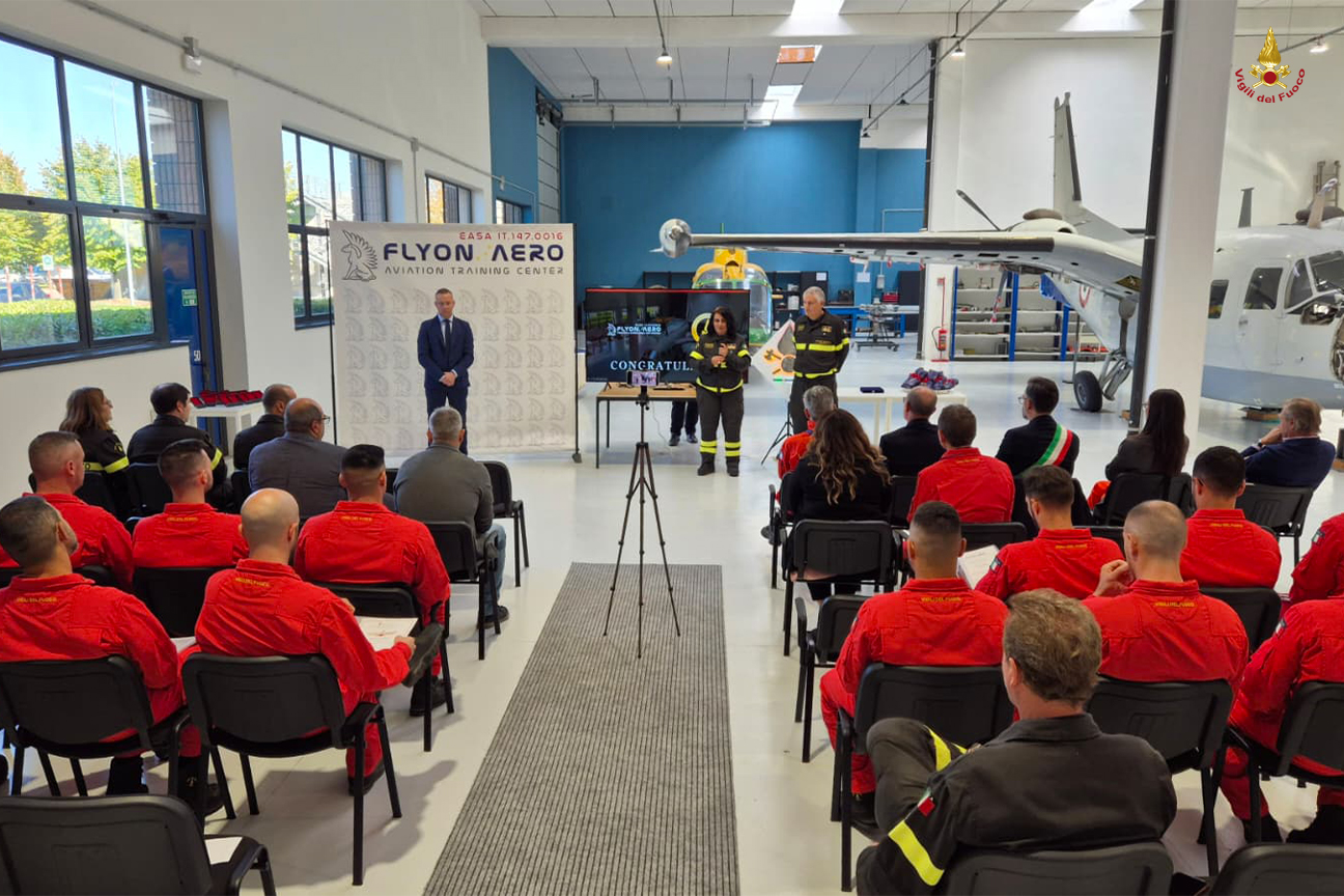 Corso per il passaggio al ruolo aeronaviganti del Corpo Nazionale dei Vigili del fuoco