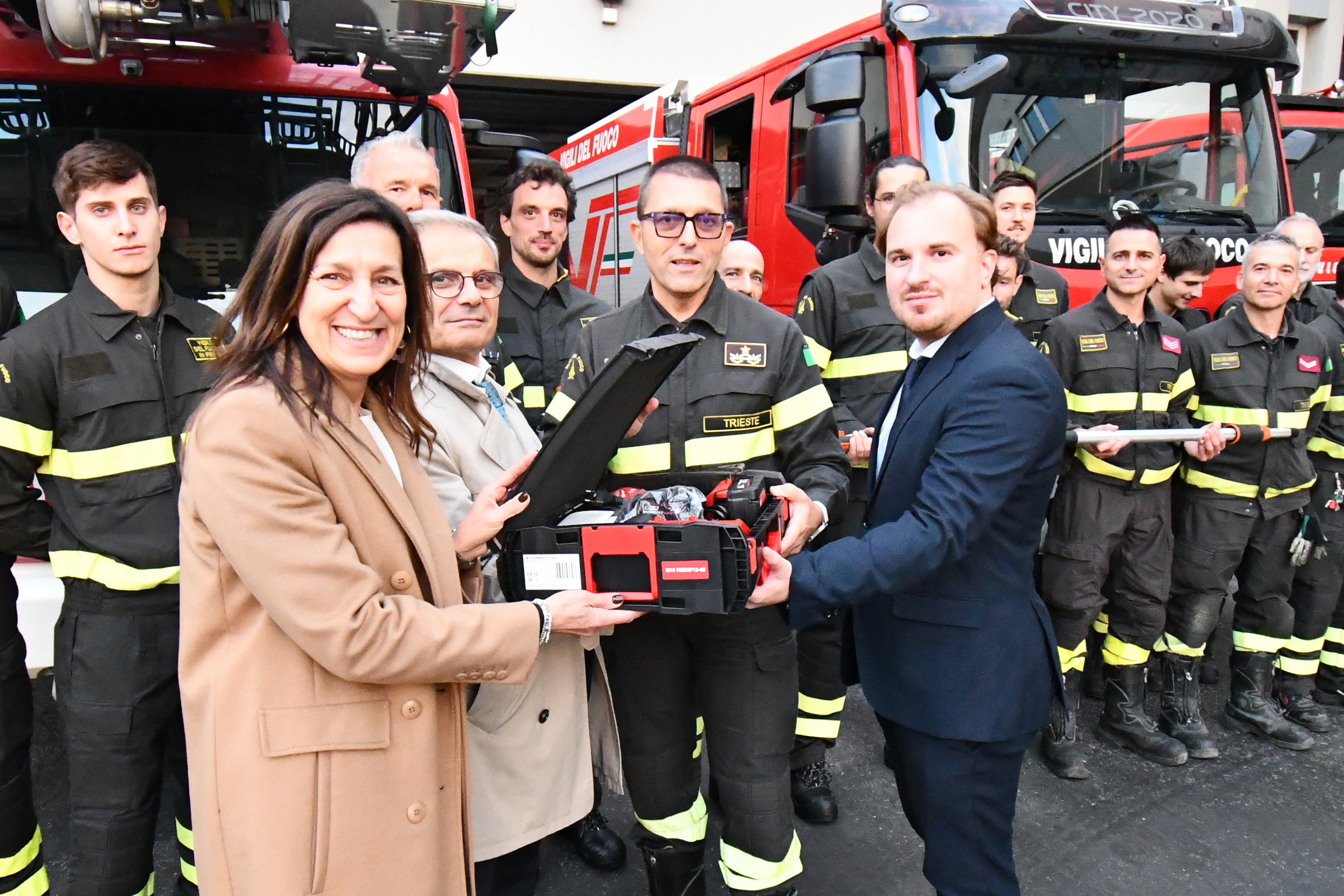 Donazione attrezzature Comando Trieste