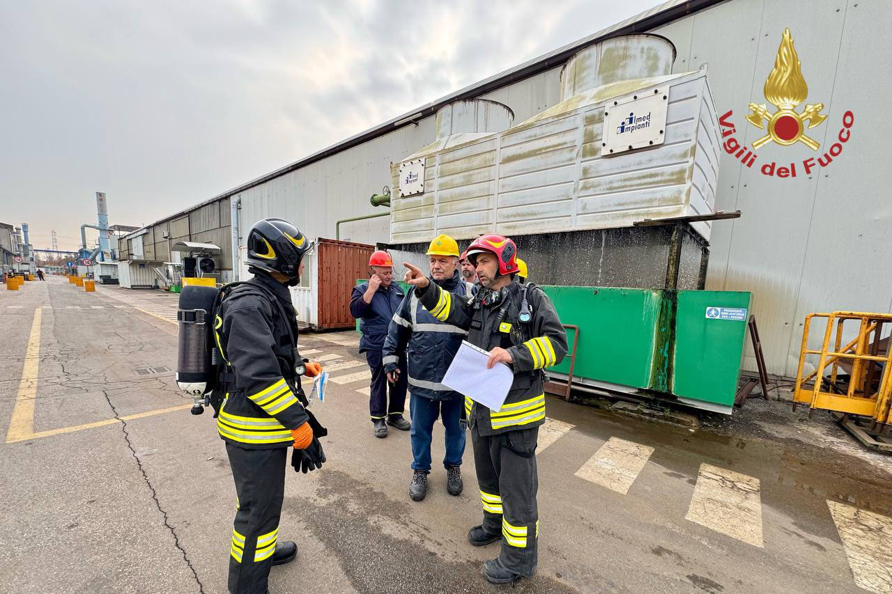 Esercitazione azienda RIR