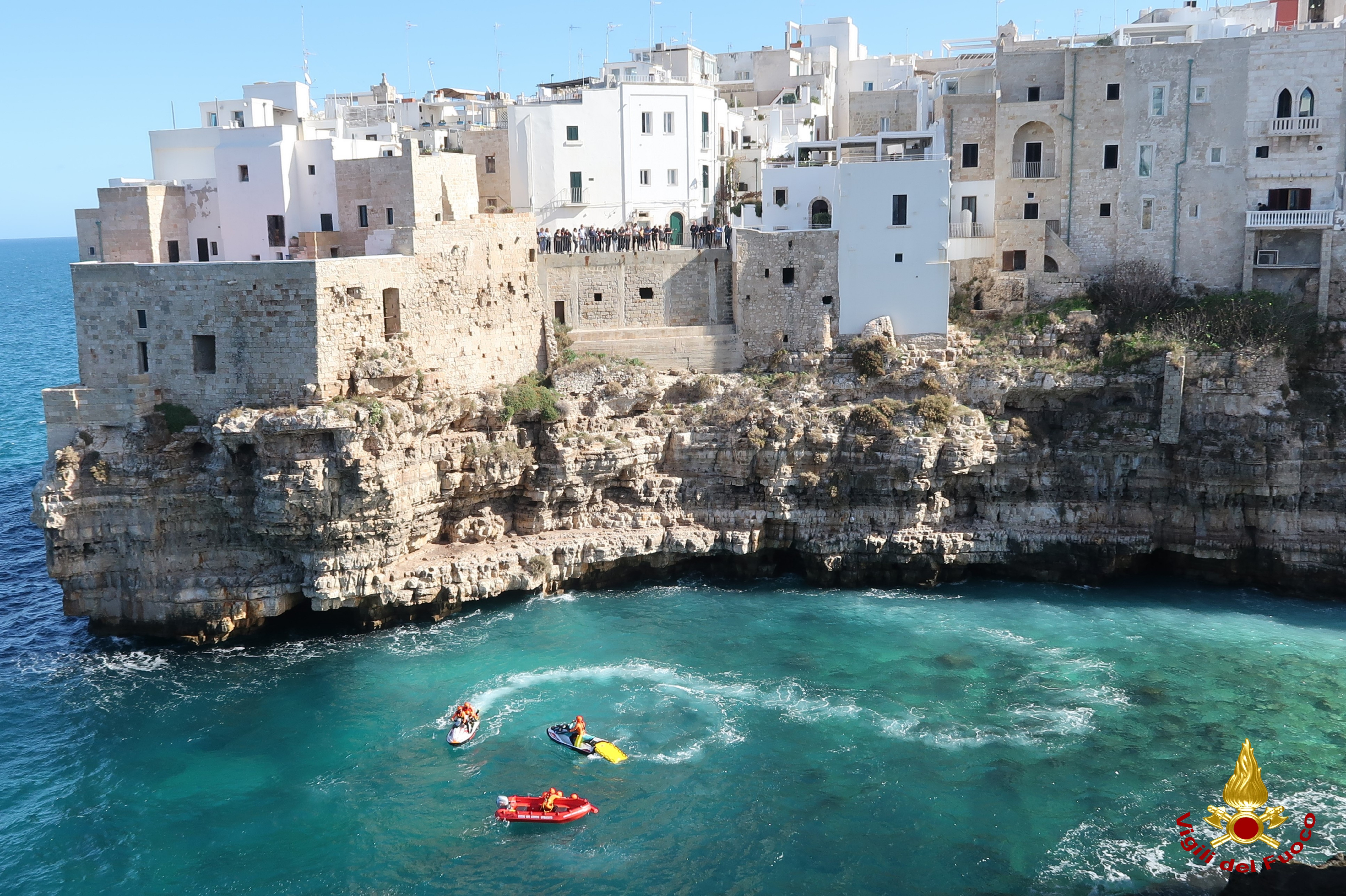 Simulazione di recupero persona in difficoltà