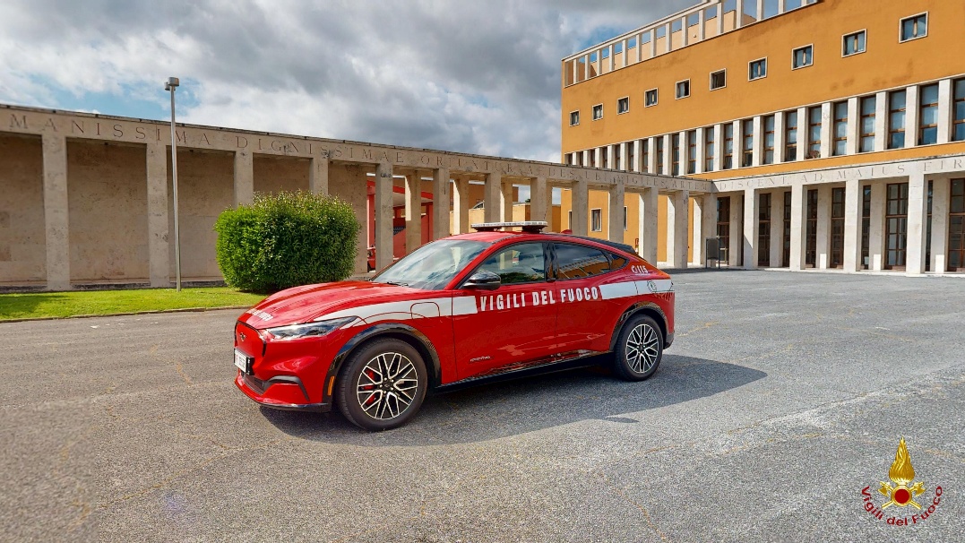 veicolo elettrico VVF.jpg