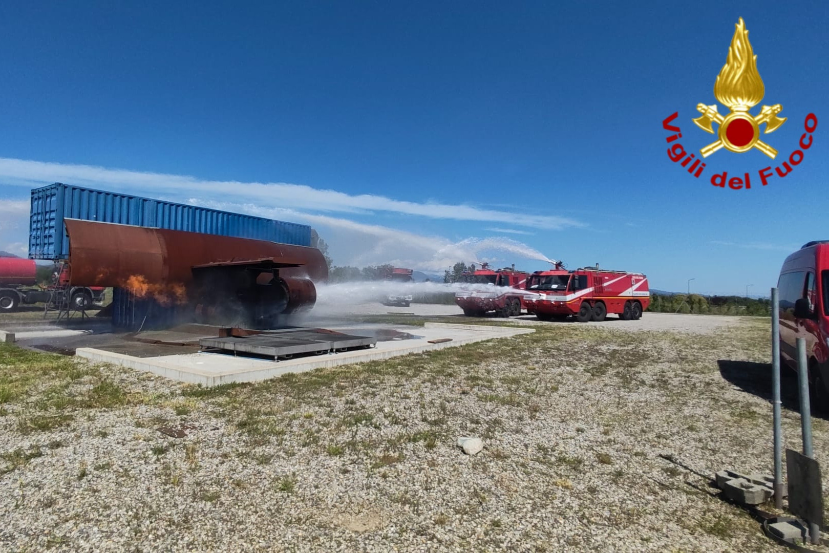 Conclusione del 1° Corso Aircraft Rescue Fire Fighting (ARFF) per il conseguimento dell’abilitazione alla guida dei mezzi aeroportuali