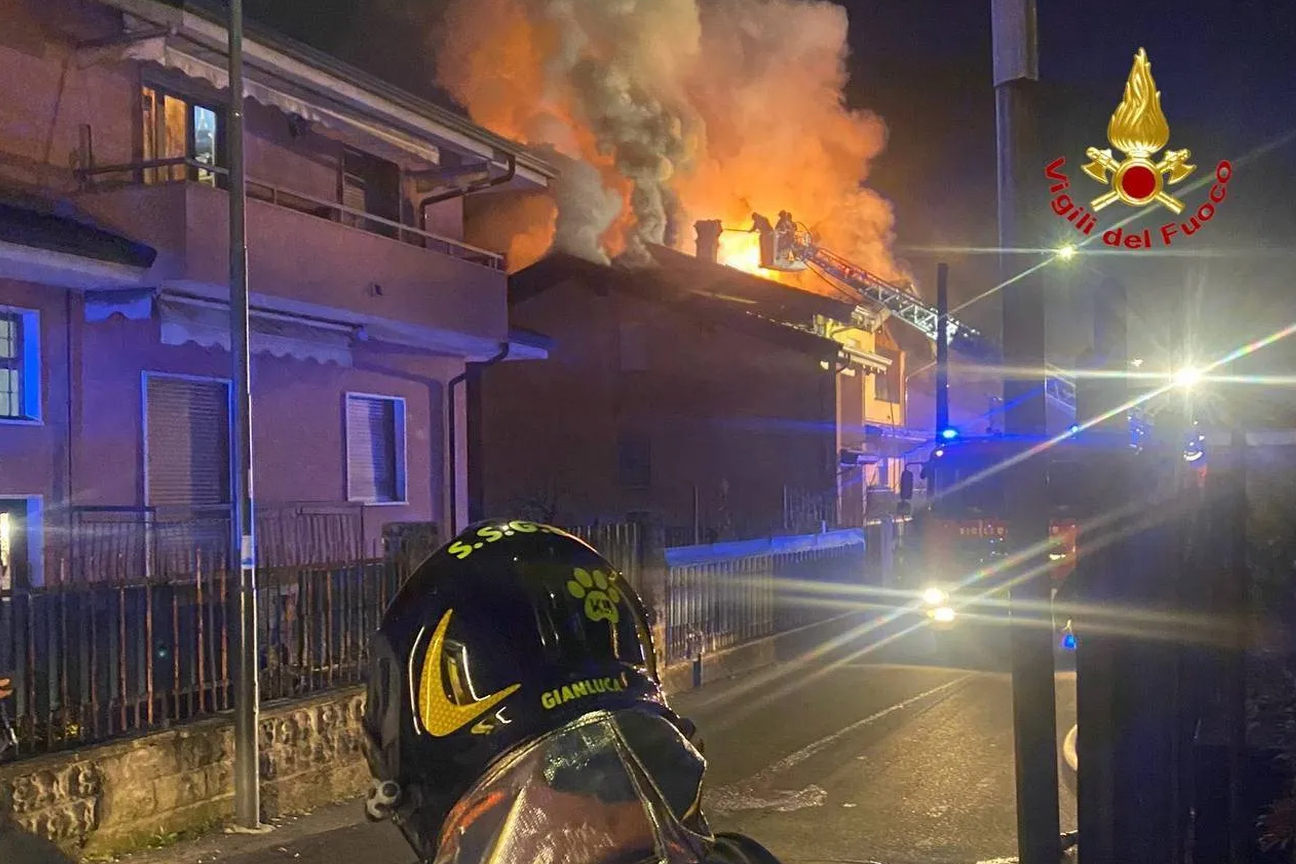 L'incendio nella palazzina a Cesate che è costata la vita a un uomo