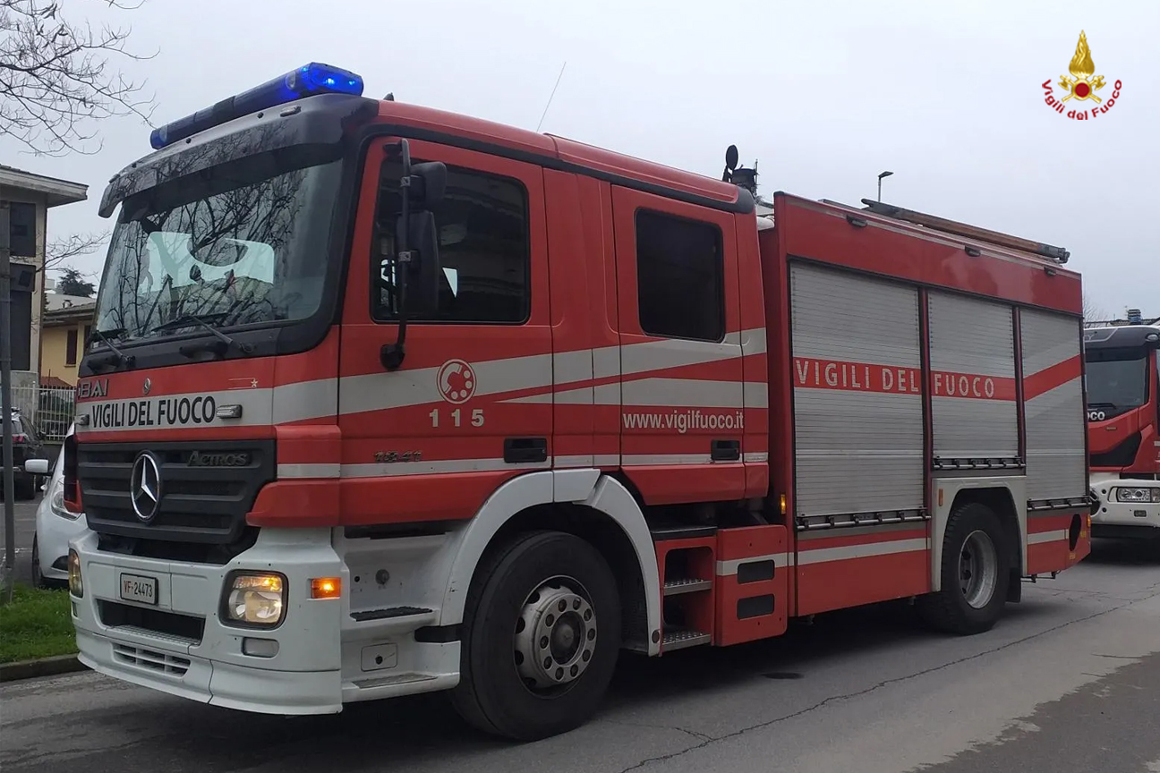 Immagine di repertorio di iintervento dei Vigili del fuoco per fuga di gas