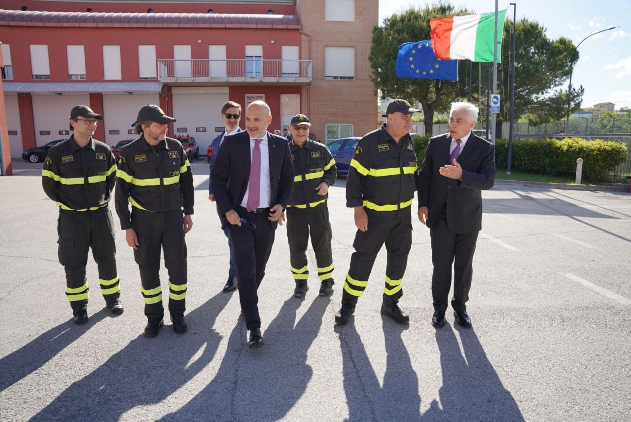 Visita Istituzionale al Comando dei Vigili del Fuoco di Fermo