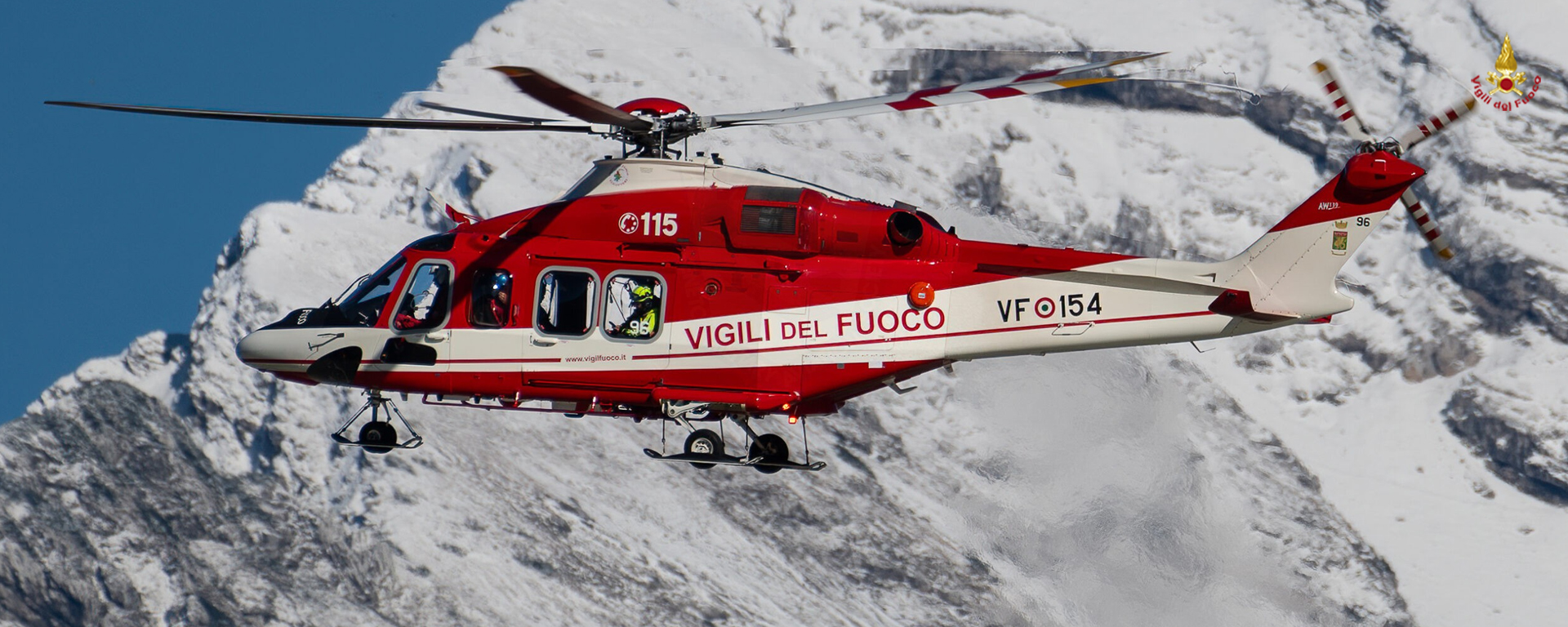 Immagine di repertorio dell'elicottero Drago dei Vigili del fuoco