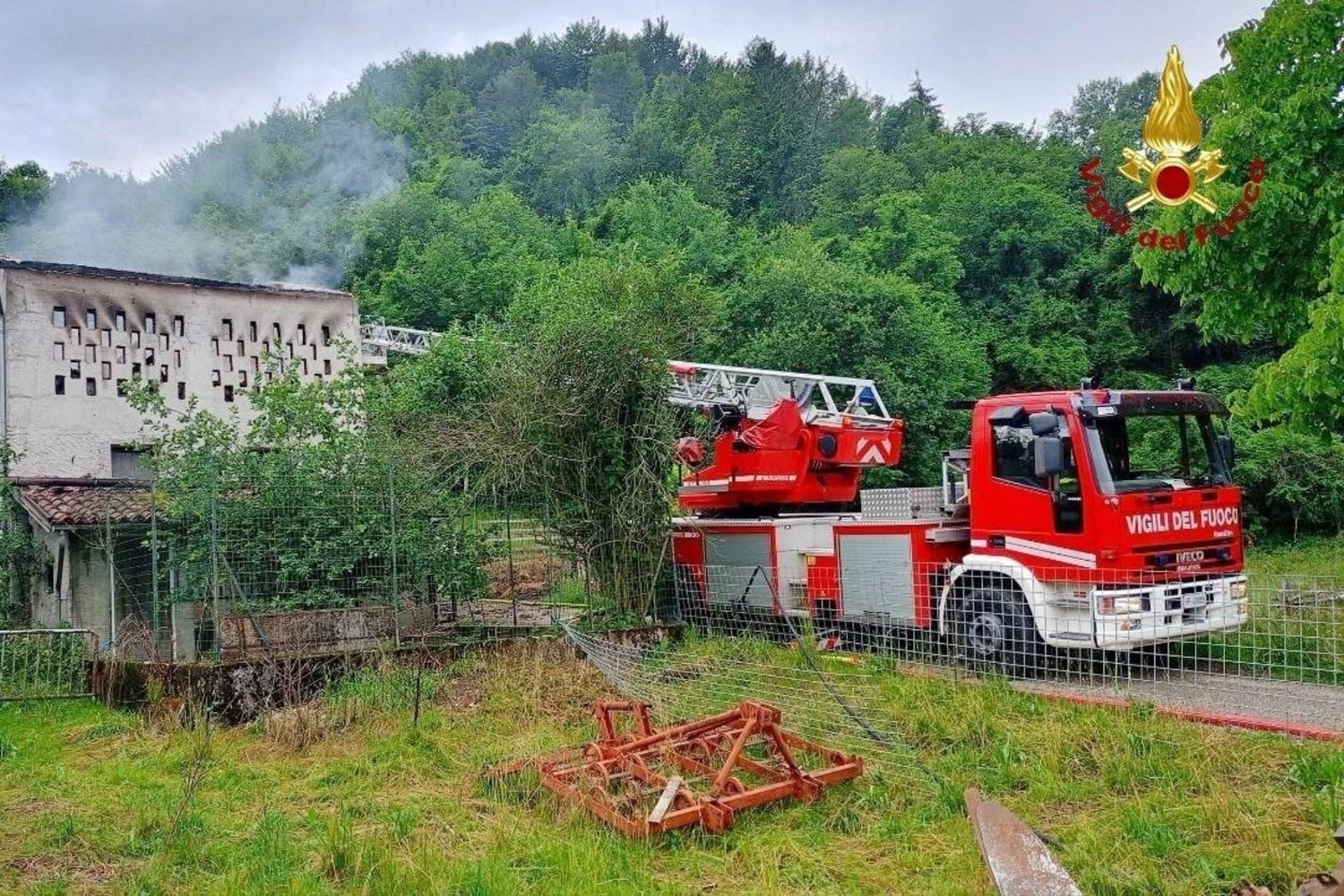 Incendio Fienile Limana 2 giugno