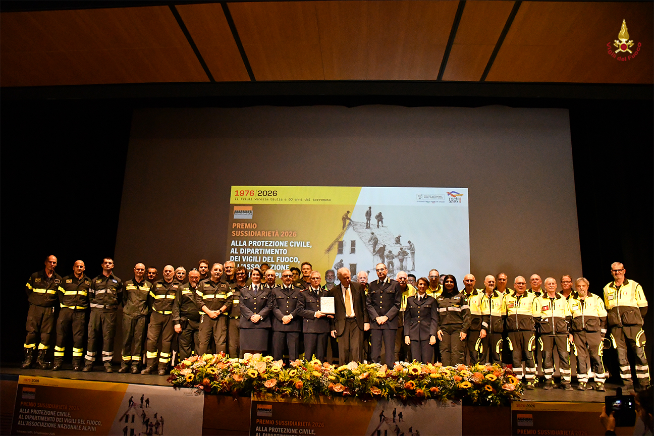 Cerimonia Premio Sussidiarietà 2026 al teatro Luigi Candoni di Tolmezzo
