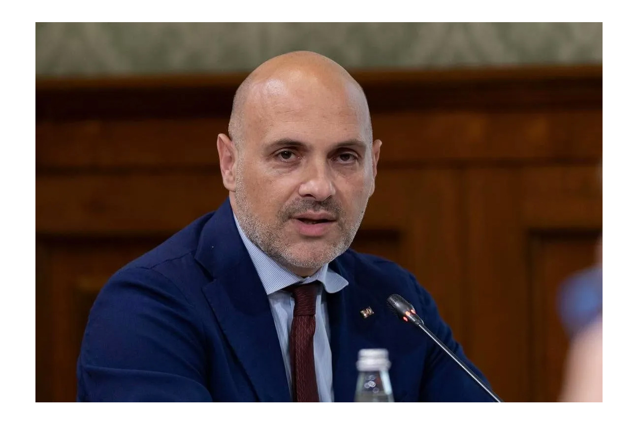 Il sottosegretrio all'Interno, on. Emanuele Prisco