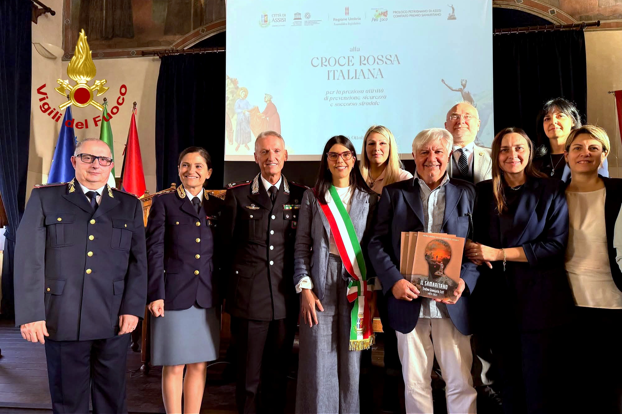 Premio Samaritano 2026: ad Assisi il solenne riconoscimento al valore dei Vigili del Fuoco