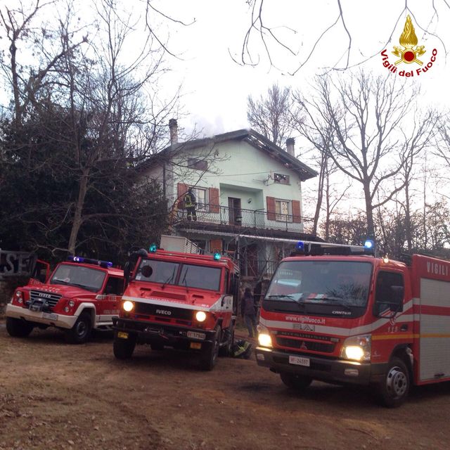 Varese, incendio in una villetta nel comune di Brinzio