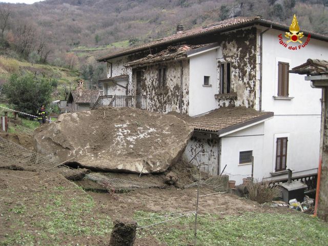 Ascoli Piceno, frana a Quintodecimo