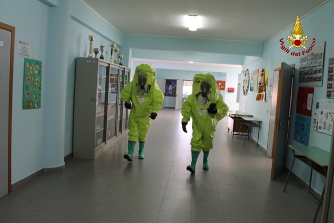 Messina, i vigili del fuco partecipano al progetto "Scuola multimediale di protezione civile".