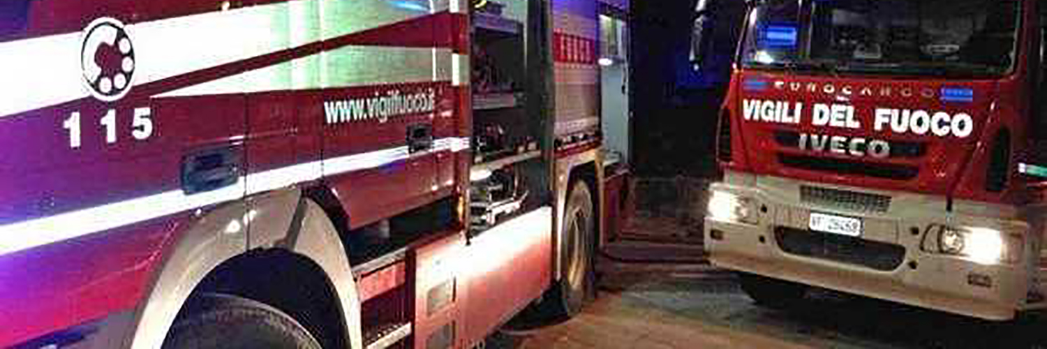 Tempestività e professionalità. i vigili del fuoco salvano due bimbi e la mamma