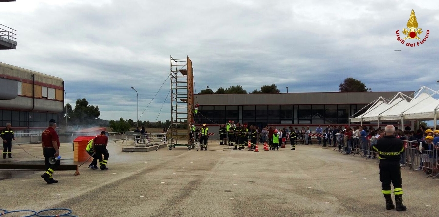 Trapani, pompieropoli in occasione dei 70 anni della Repubblica