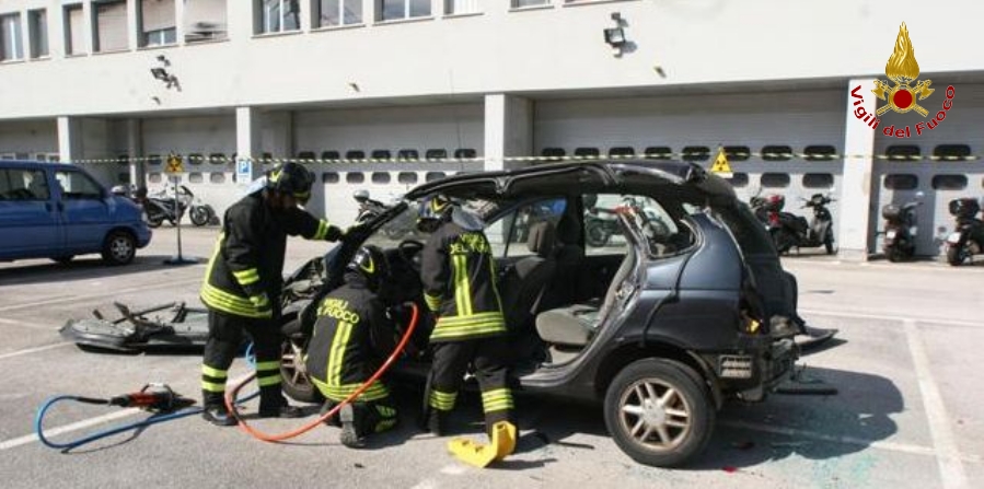 Trieste, conferenza su "La sicurezza stradale" tecniche d'intervento.