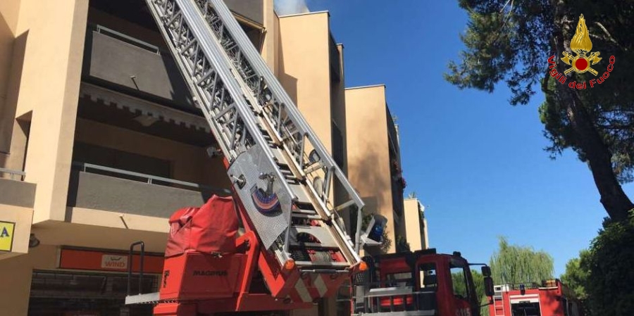Ancona, incendio appartamento nel comune di Osimo