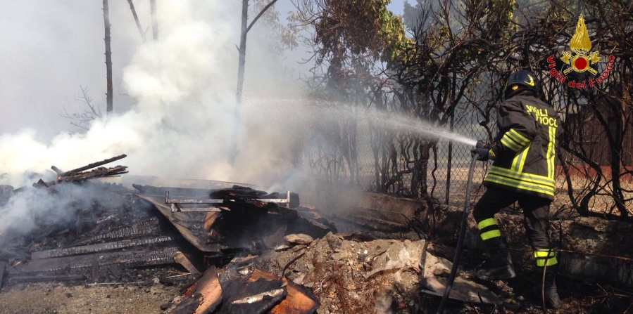 Alessandria, incendio nel comune di Predosa