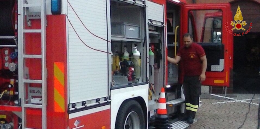 Varese, incendio in un negozio di biciclette nel comune di Germignaga