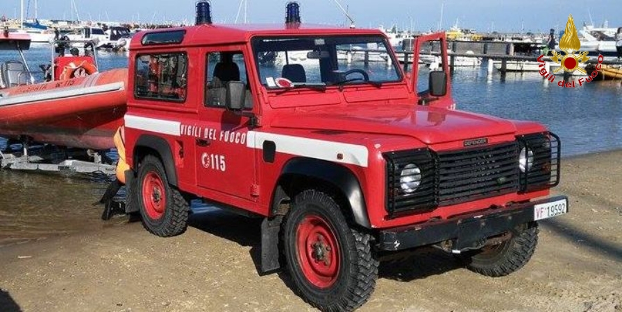 Vibo Valentia, soccorso a persone sulla spiaggia di Parghelia