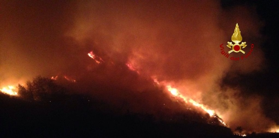 Genova, due incendi di macchia mediterranea nel territorio della provincia