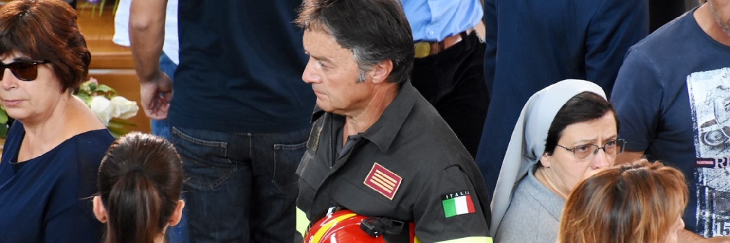 Visita del Capo dello Stato ad Amatrice. Ad Ascoli Piceno il Presidente partecipa ai funerali solenni delle vittime di Arquata del Tronto