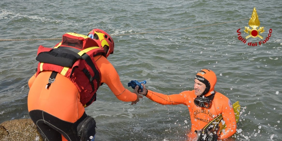 Ferrara, ciclo addestrativo per specialisti soccorso acquatico e TAS