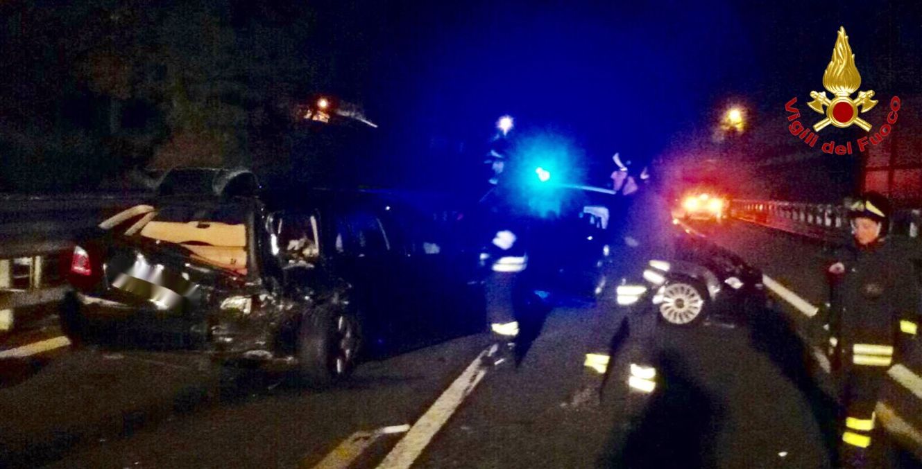 Varese, incidente stradale sulla "A-8" autostrada dei Laghi