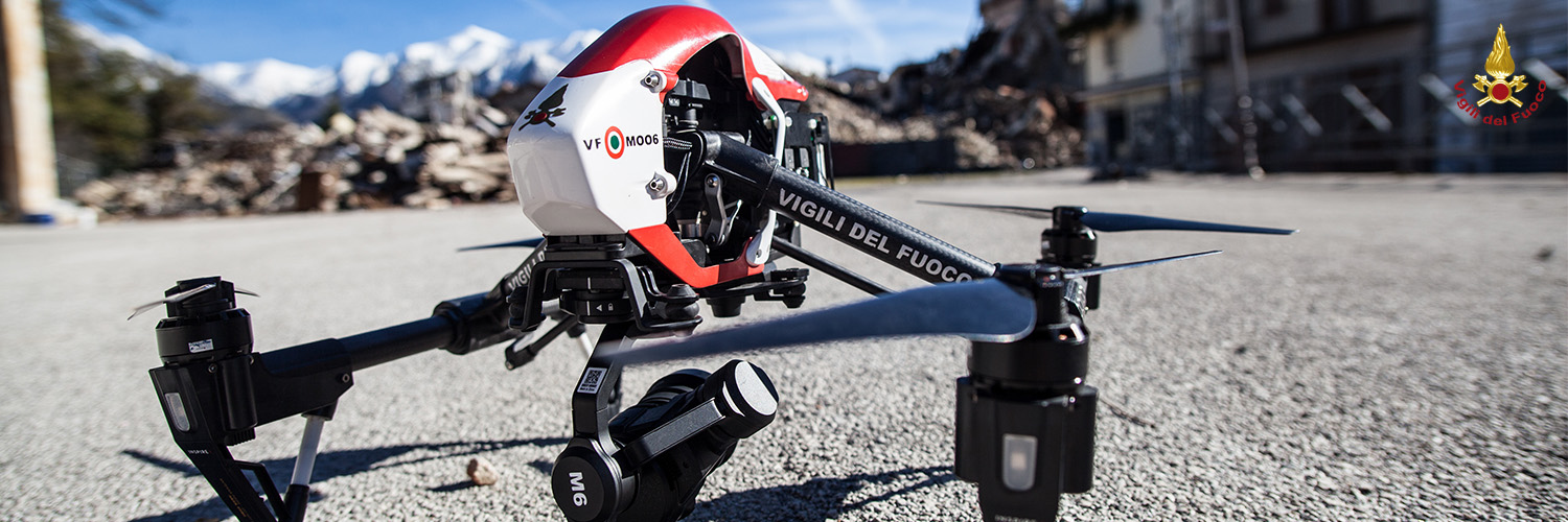 Macerata, i Vigili del Fuoco hanno effettuato un sopralluogo al teatro Filippo Marchetti di Camerino utilizzando un drone