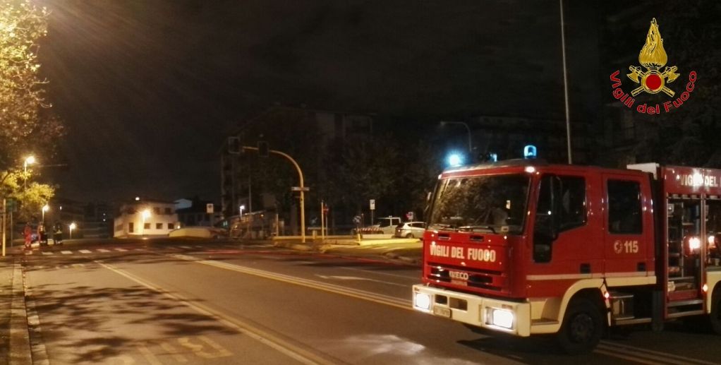 Firenze, evacuati tre edifici per una fuga di gas