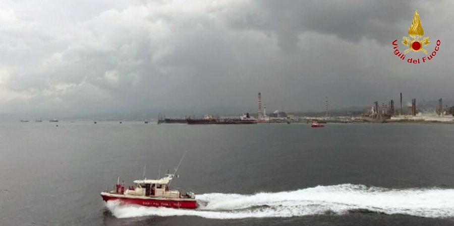 Messina, i vigili del fuoco partecipano all'esercitazione NETTUNO 2016 a Milazzo