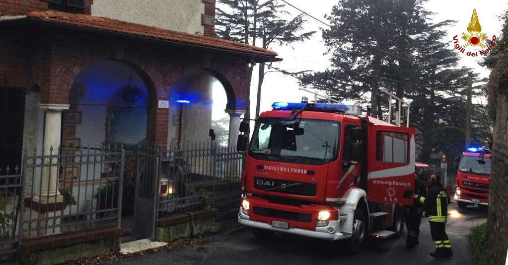 Genova, incendio villetta a Busalla