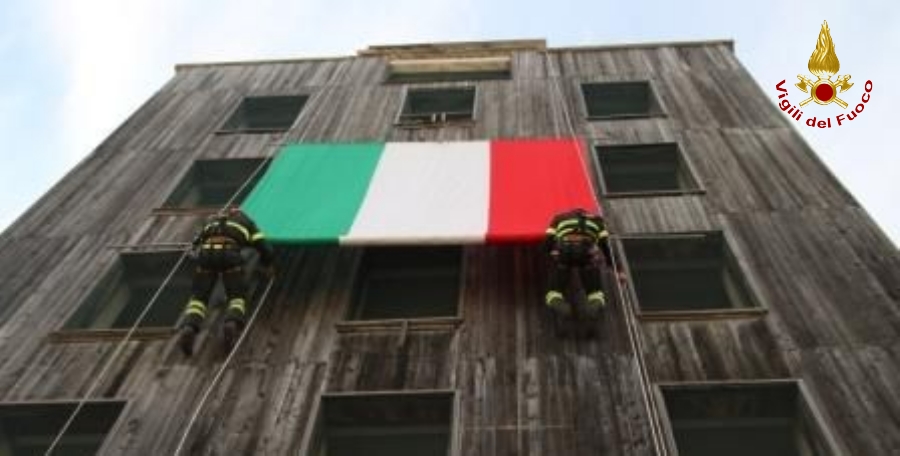 Foggia, festeggiamenti in onore di Santa Barbara patrone dei Vigili del fuoco