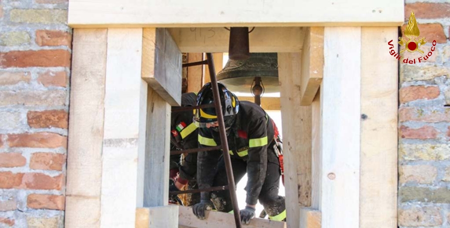 Ascoli Piceno, puntellamento e cerchiaggio della chiesa di Cossignano
